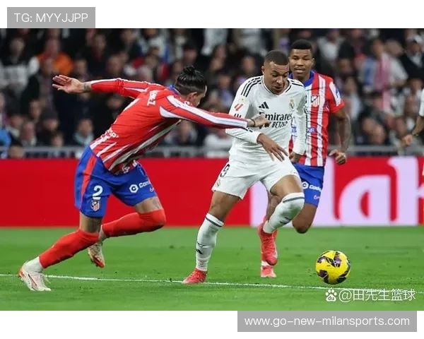 皇马末段换人稳中场，控球权重新回收，皇马转出球员